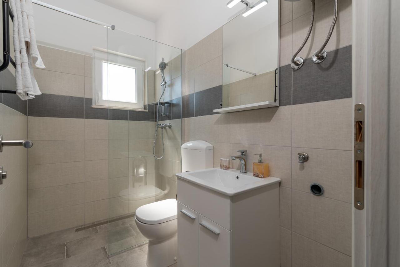 Apartmani Ante & Sime Trogir Ngoại thất bức ảnh