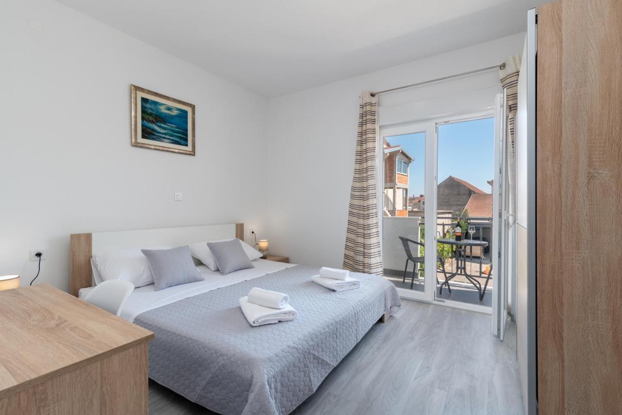Apartmani Ante & Sime Trogir Ngoại thất bức ảnh