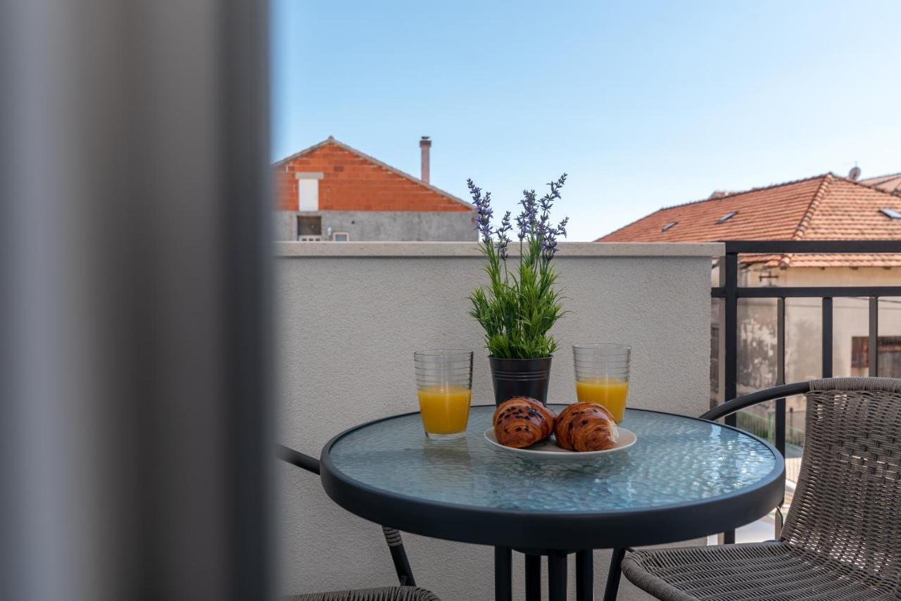 Apartmani Ante & Sime Trogir Ngoại thất bức ảnh